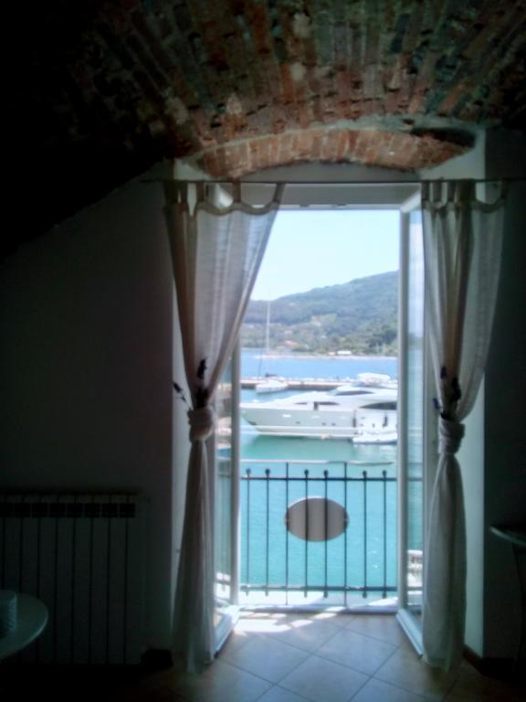 La Casetta Sul Mare Guesthouse Портовенере Экстерьер фото